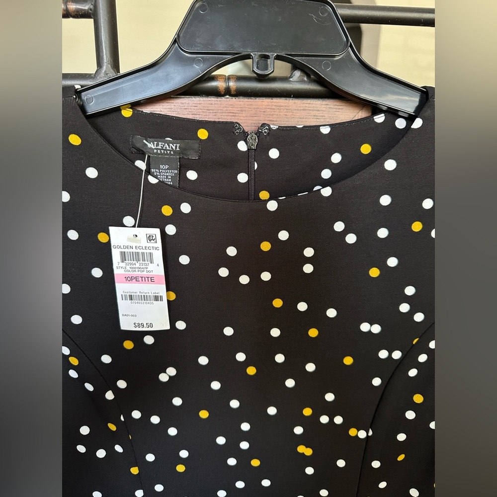 NWT Dress barn casual dressv